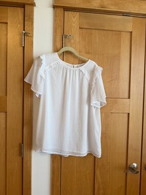 LOFT. White Ruffle Sleeve Swiss Dot Blouse. Double lined. Size L! EUC!